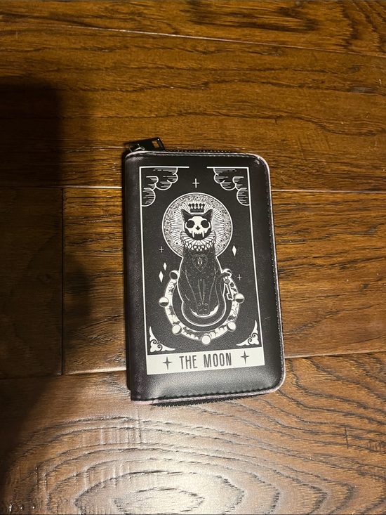 Hot Topic Handbags - Hot Topic Black and White 'The Moon' Tarot Cat Zip Wallet